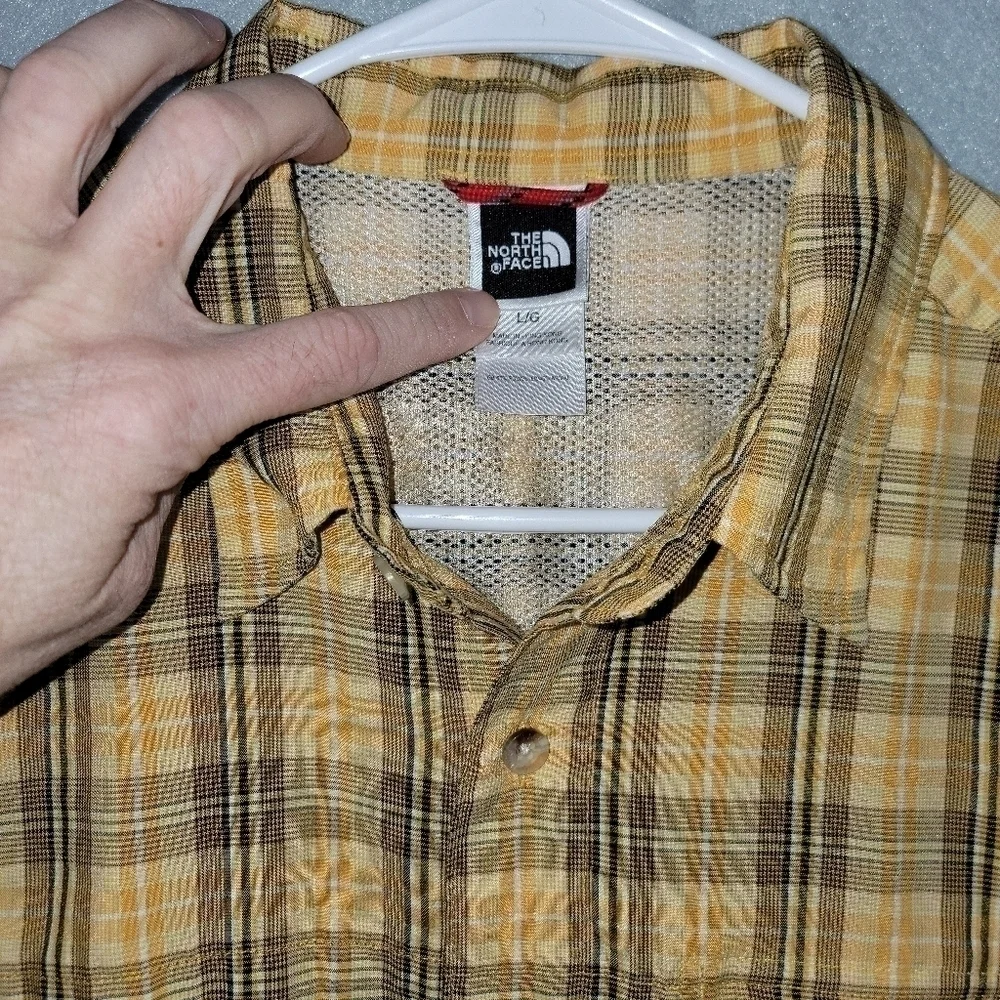 The North Face Mens Yellow Plaid Button Up Shirt Size Large